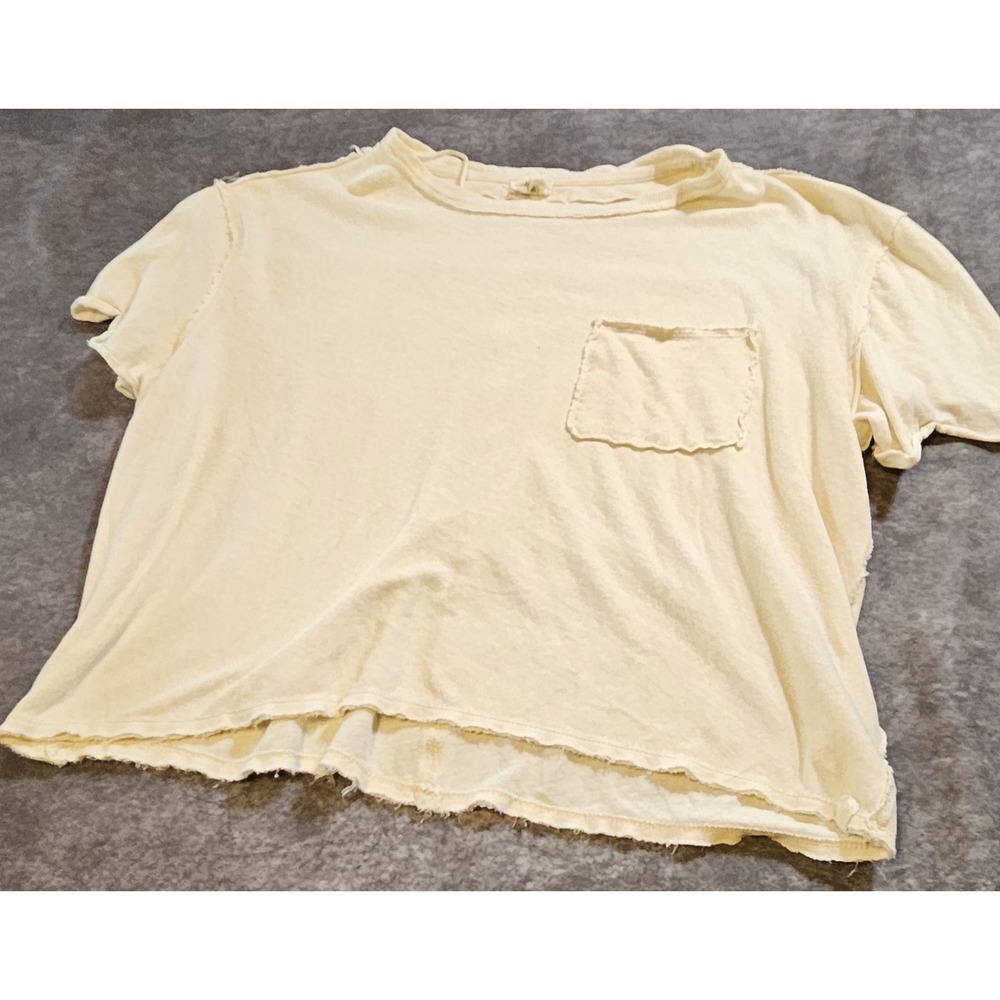 We The Free Cream Cropped Raw Hem Distressed Pocket Top XS OB1382603